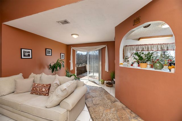 920 E Lake Drive, Willow Park, TX 76087