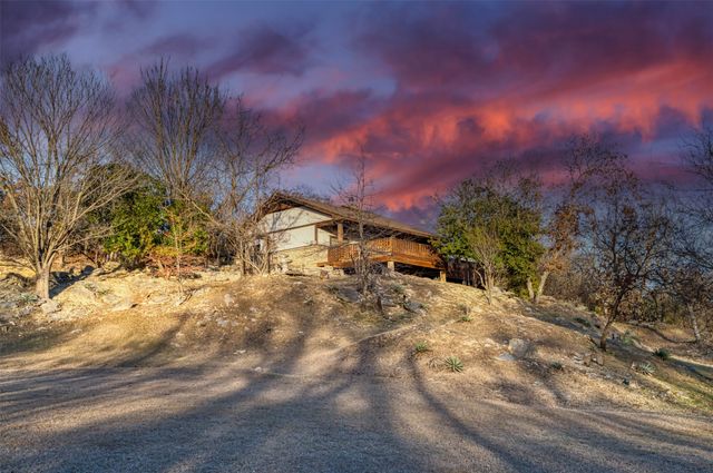 920 E Lake Drive, Willow Park, TX 76087