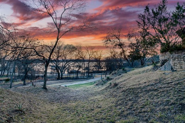 920 E Lake Drive, Willow Park, TX 76087