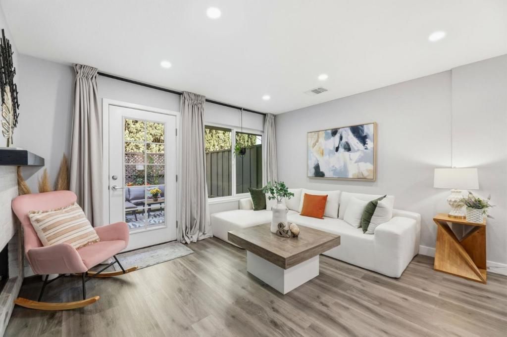 Image 4 of property listing at 2040 Main Street 132, Santa Clara, CA 95050