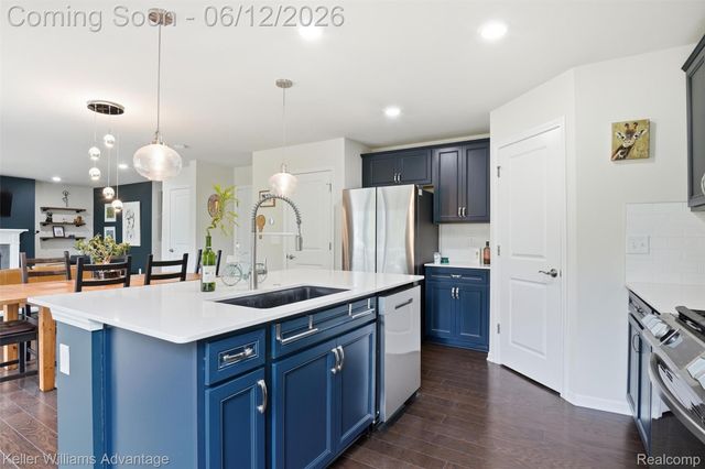 6134 Fieldstone Circle, South Lyon, MI 48178