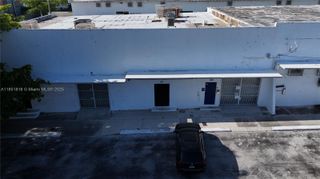 307 NE 59th St, Miami, FL 33137