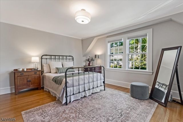 15 Rynda Rd, Maplewood Twp., NJ 07040