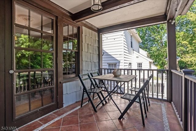15 Rynda Rd, Maplewood Twp., NJ 07040