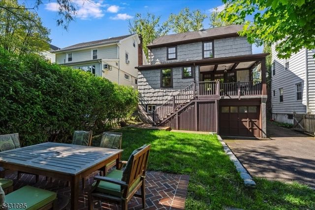 15 Rynda Rd, Maplewood Twp., NJ 07040