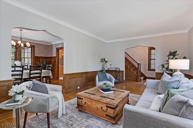 15 Rynda Rd, Maplewood Twp., NJ 07040