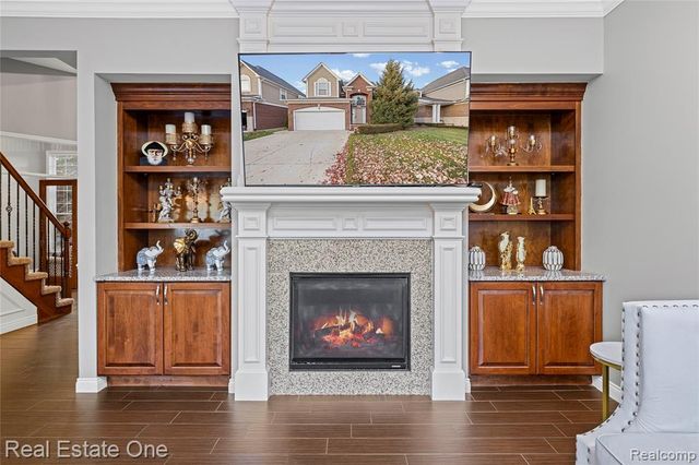 13759 Grandeur Avenue, Shelby Twp, MI 48315