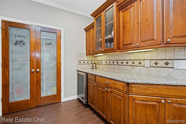 13759 Grandeur Avenue, Shelby Twp, MI 48315