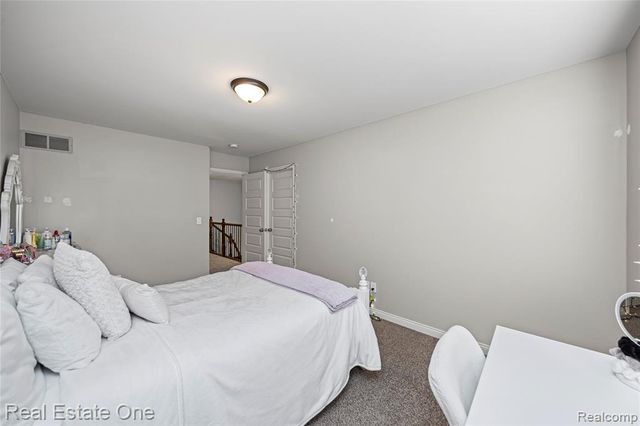 13759 Grandeur Avenue, Shelby Twp, MI 48315