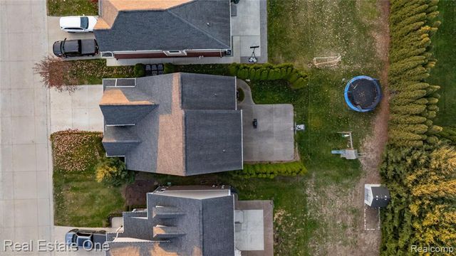 13759 Grandeur Avenue, Shelby Twp, MI 48315