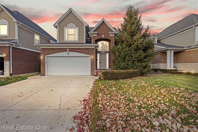 13759 Grandeur Avenue, Shelby Twp, MI 48315