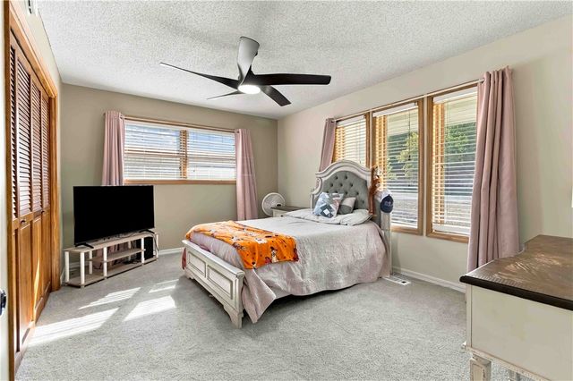 40 Branchwood Drive, Bella Vista, AR 72715