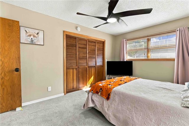 40 Branchwood Drive, Bella Vista, AR 72715
