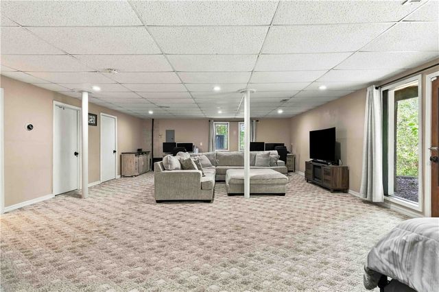 40 Branchwood Drive, Bella Vista, AR 72715