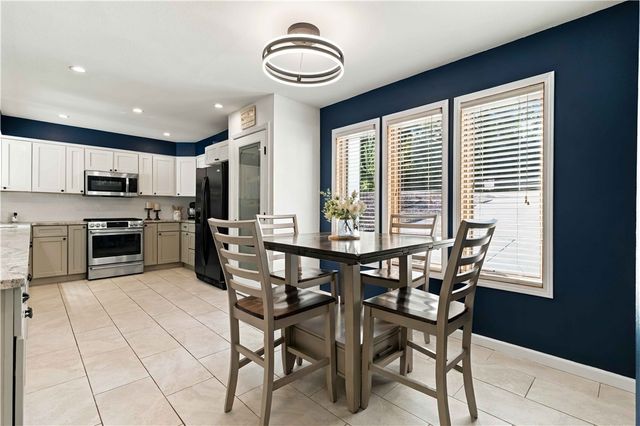 40 Branchwood Drive, Bella Vista, AR 72715