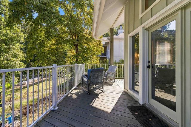 40 Branchwood Drive, Bella Vista, AR 72715