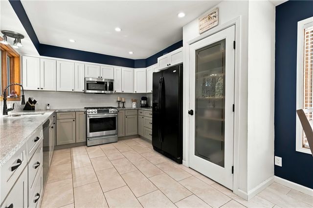 40 Branchwood Drive, Bella Vista, AR 72715
