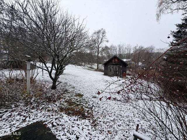 21 Hovey Avenue, Hoosick Falls, NY 12090