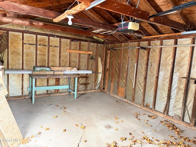 21 Hovey Avenue, Hoosick Falls, NY 12090