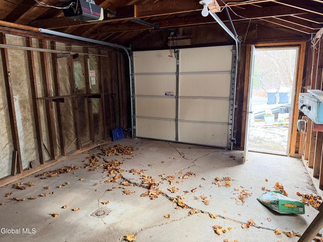 21 Hovey Avenue, Hoosick Falls, NY 12090