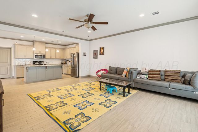 1504 Fox Hunt Avenue, Amarillo, TX 79108