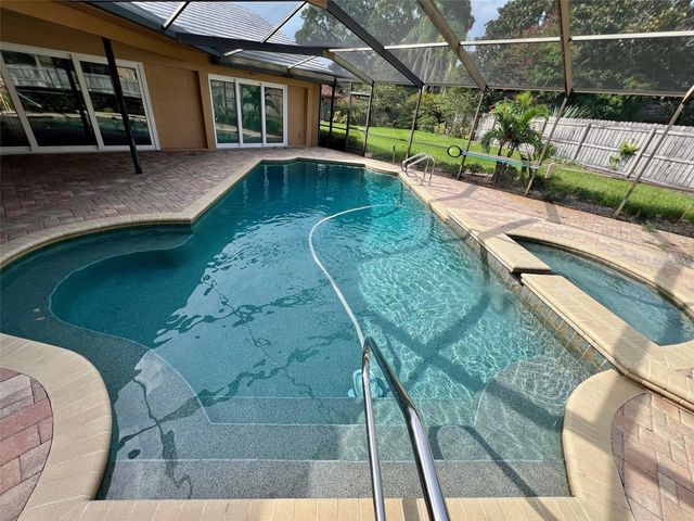 2715 MONTAGUE COURT E, Clearwater, FL 33761