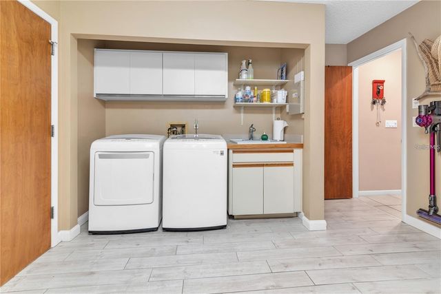 2715 MONTAGUE COURT E, Clearwater, FL 33761