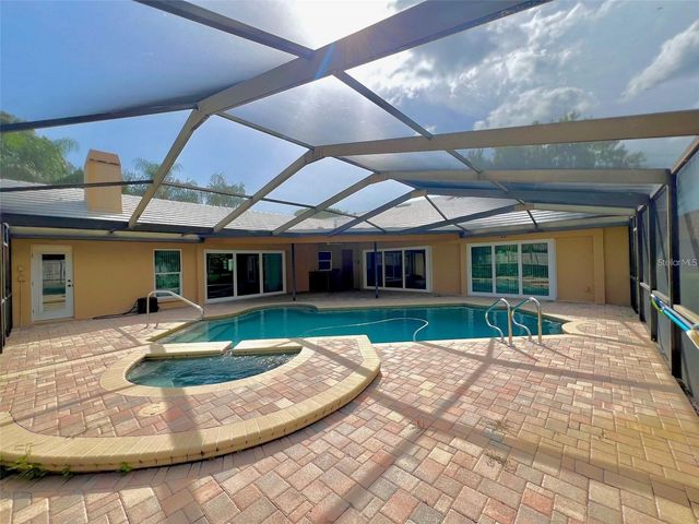 2715 MONTAGUE COURT E, Clearwater, FL 33761