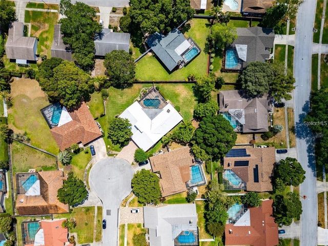 2715 MONTAGUE COURT E, Clearwater, FL 33761