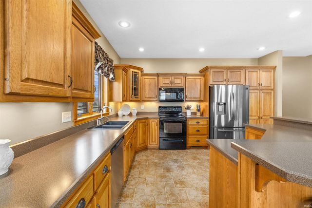 1201 Phaeton Way, Auburn, IN 46706