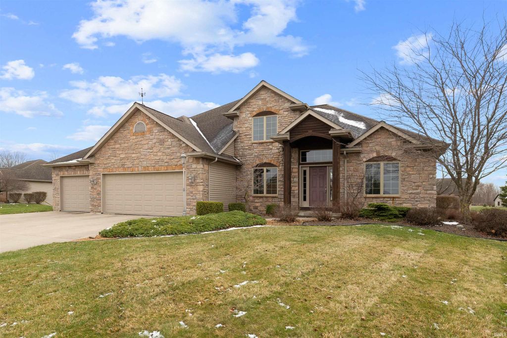 1201 Phaeton Way, Auburn, IN 46706