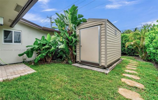 2820 NE 40th Court, Fort Lauderdale, FL 33308