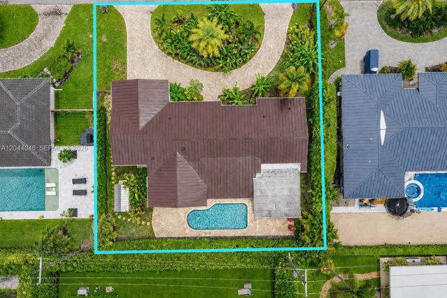 2820 NE 40th Court, Fort Lauderdale, FL 33308