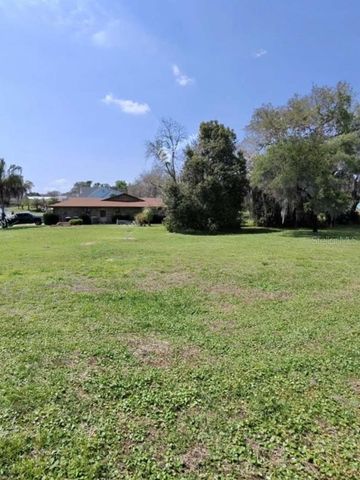 122 FAIRWAY DRIVE, Haines City, FL 33844