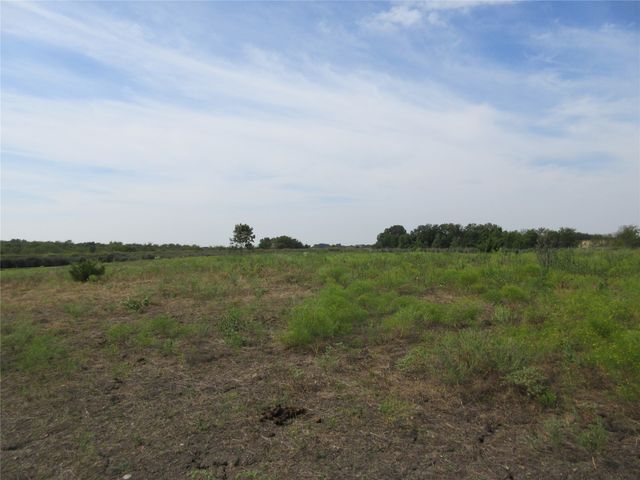 7060 Private Road 1159, Leonard, TX 75452
