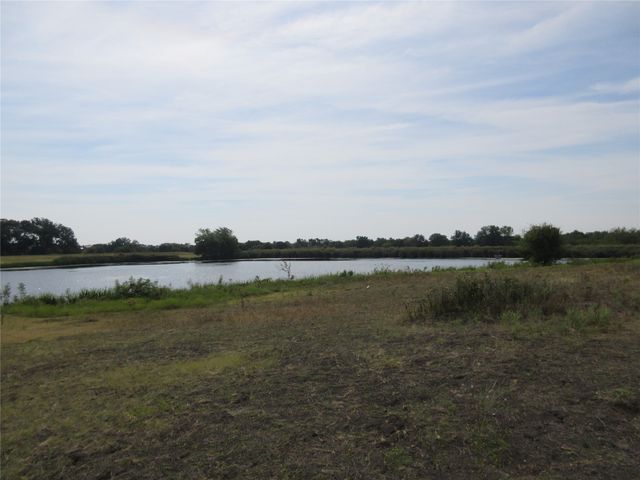 7060 Private Road 1159, Leonard, TX 75452
