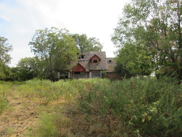 7060 Private Road 1159, Leonard, TX 75452