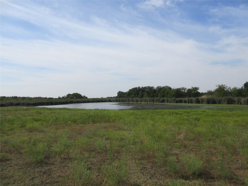 7060 Private Road 1159, Leonard, TX 75452