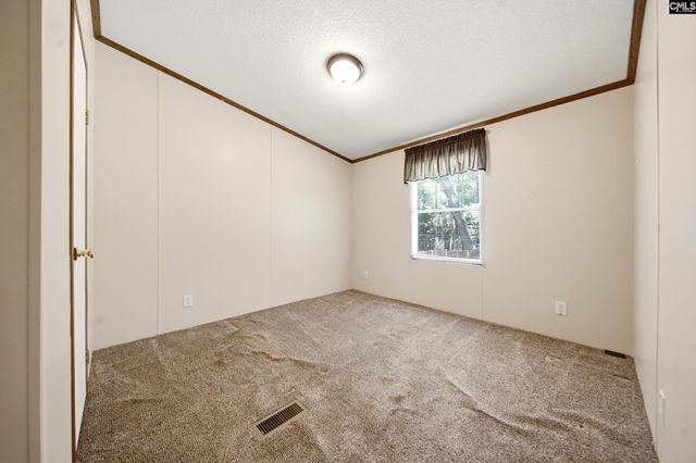 7033 E Peach road, Ridgeway, SC 29130