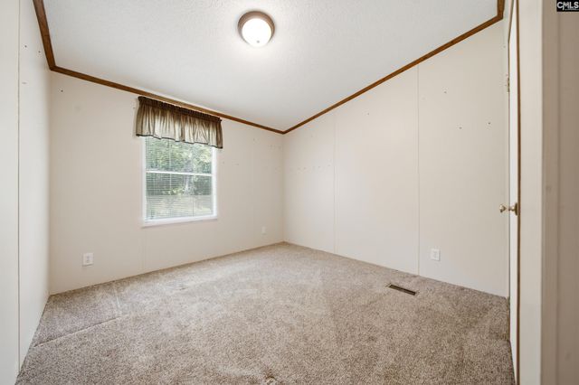 7033 E Peach road, Ridgeway, SC 29130