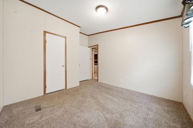 7033 E Peach road, Ridgeway, SC 29130