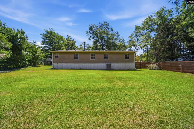 7033 E Peach road, Ridgeway, SC 29130