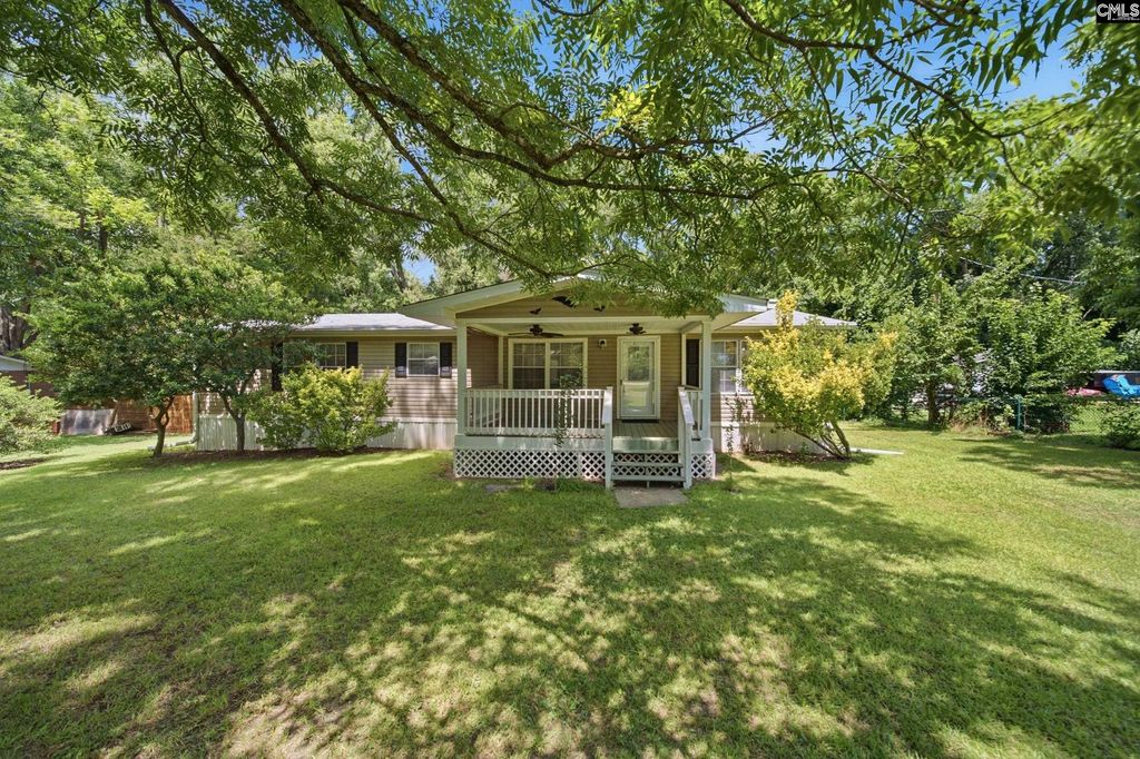 7033 E Peach road, Ridgeway, SC 29130