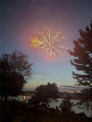 14 Emerald Shore Drive, Lake Tapawingo, MO 64015