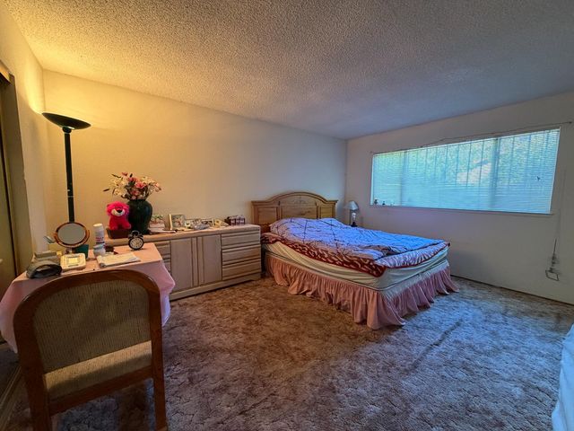 5541 Sampson Blvd, Sacramento, CA 95820