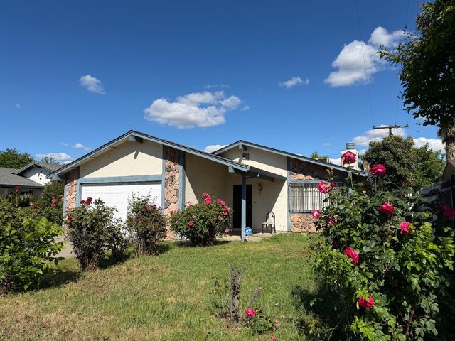 5541 Sampson Blvd, Sacramento, CA 95820