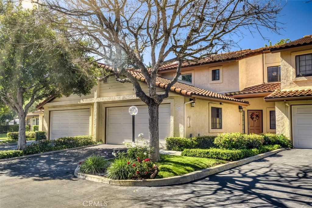 Image 2 of property listing at 1718 Tecalote Drive 26, Fallbrook, CA 92028