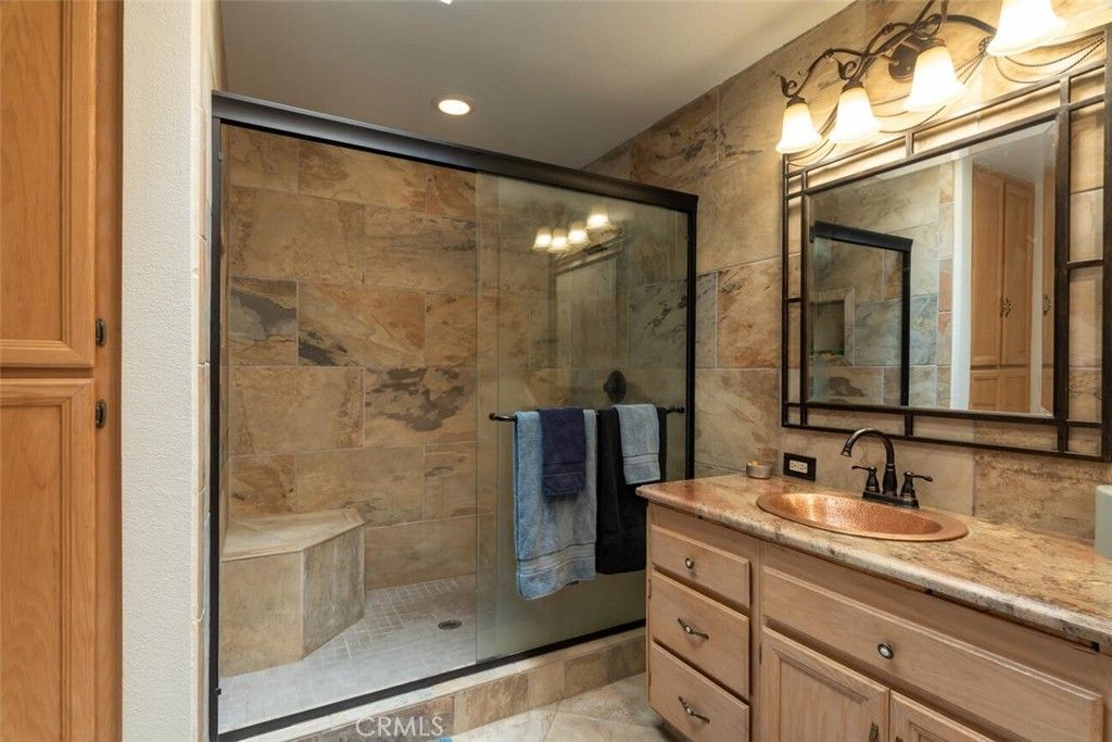 Image 21 of property listing at 1718 Tecalote Drive 26, Fallbrook, CA 92028