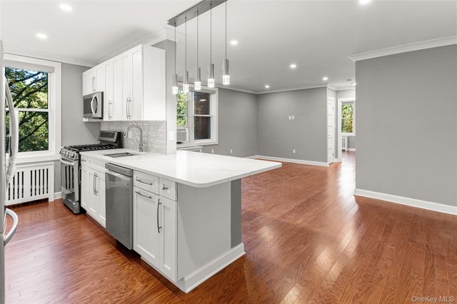 1133 Midland Avenue 2C, Bronxville, NY 10708