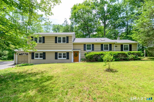 1 Little John Lane, Stamford, CT 06907